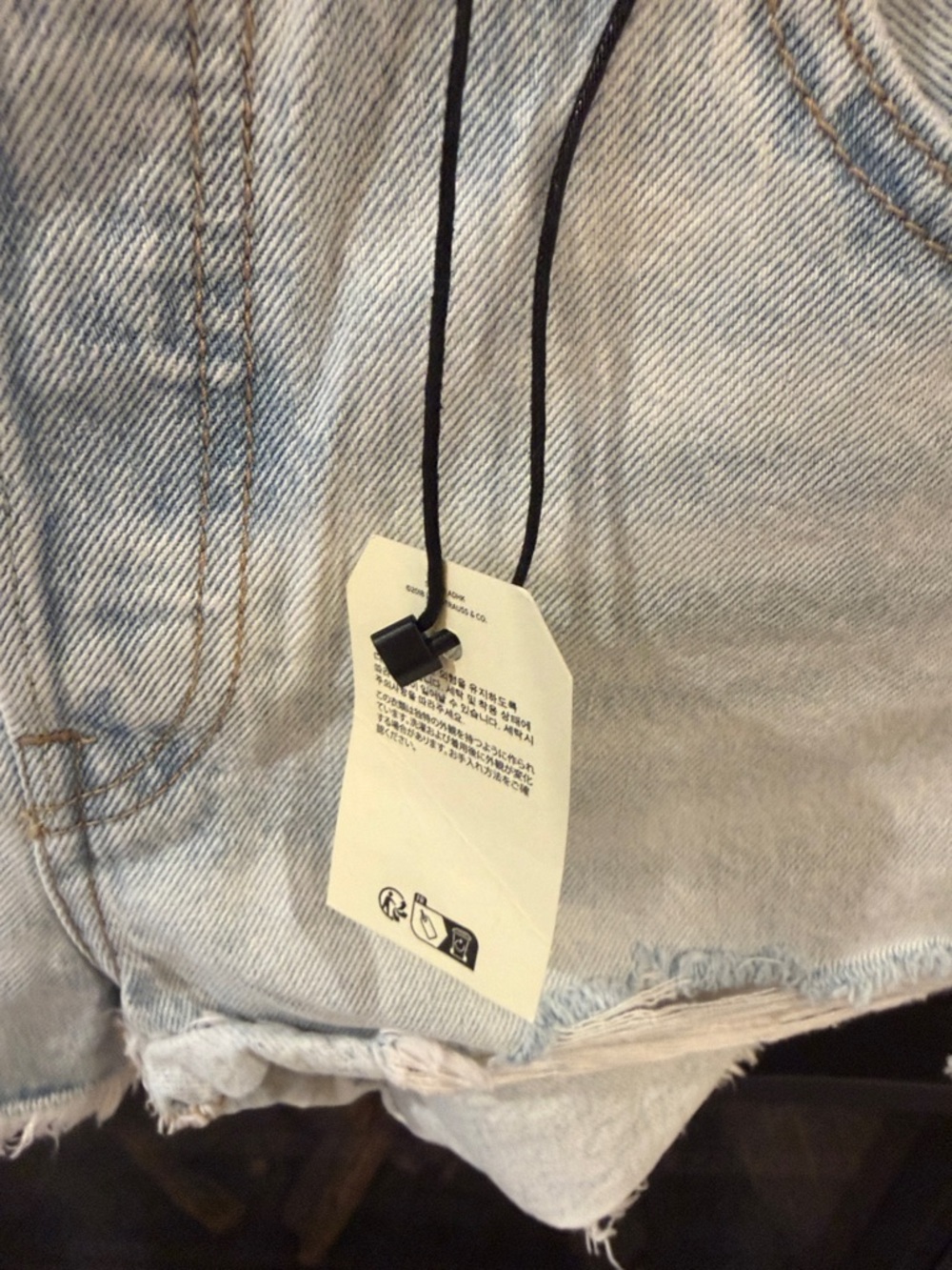 Levi's Light Blue Distressed Denim Cutoff Shorts 501 size 30 NWT - Picture 3 of 11